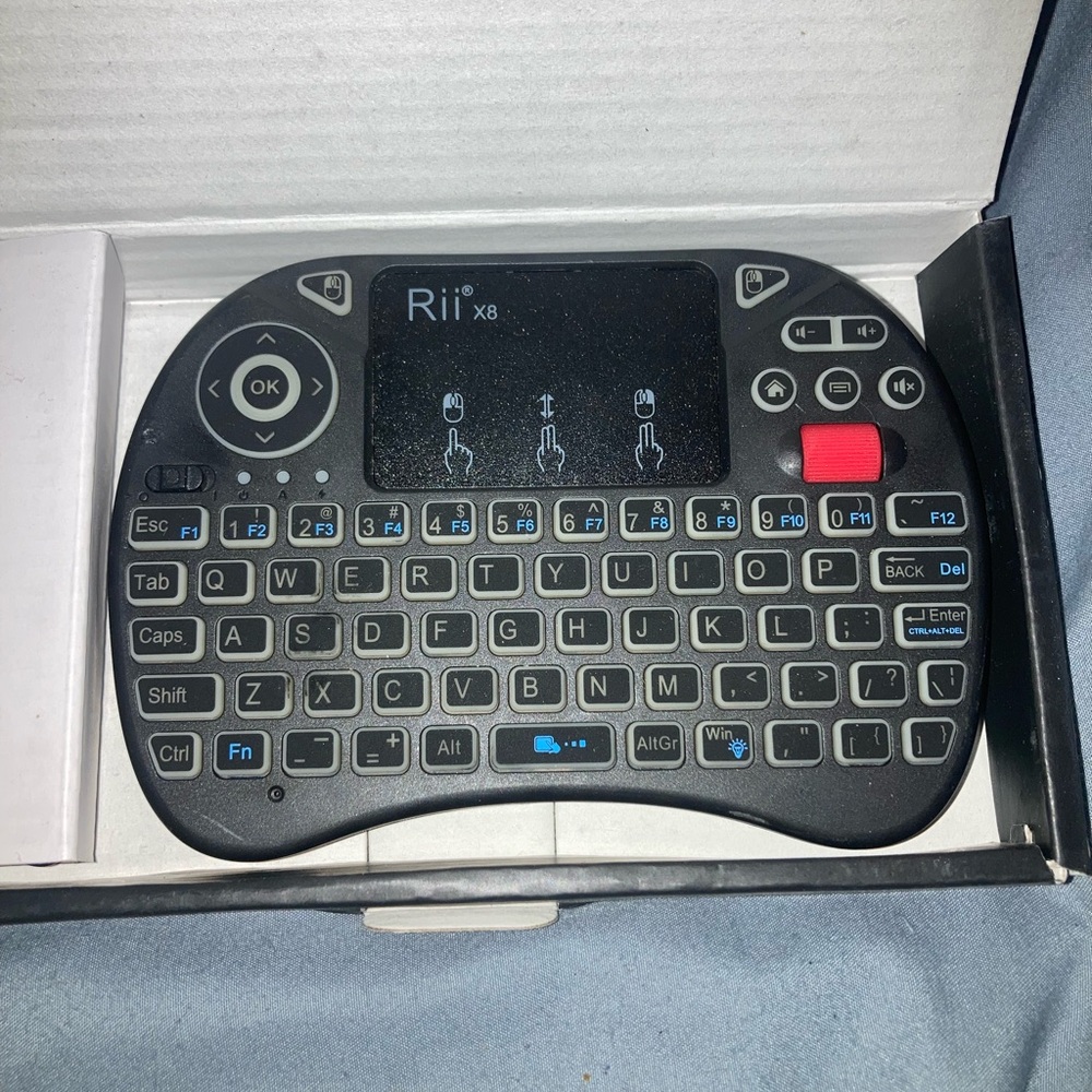 Rii Mini Wireless Keyboard Touchpad Combo - Black - Picture 3 of 5